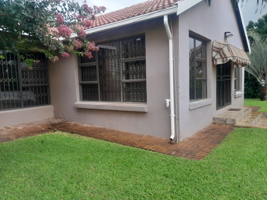 3 Bedroom Property for Sale in Safari Gardens North West